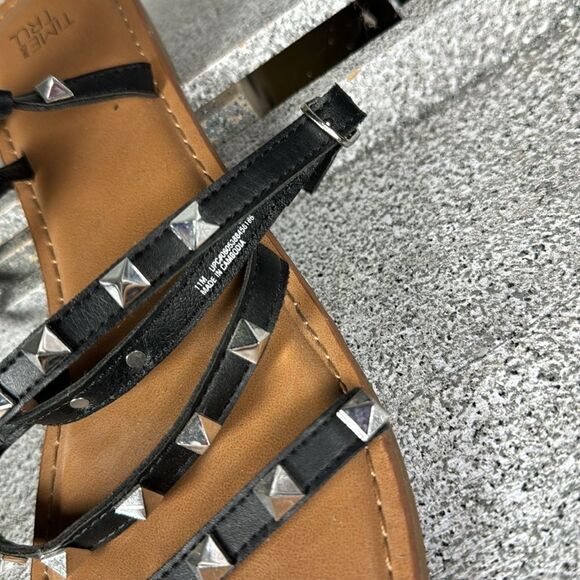 Time and Tru Women'sBlack Studded Gladiator Sandals - Picture 5 of 7